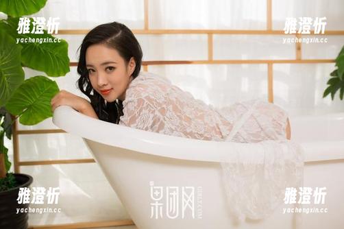GIRLT果团网-陈雅漫 GIRLT果团网 - 清纯与福利的完美结合,陈雅漫的写真让我眼前一亮