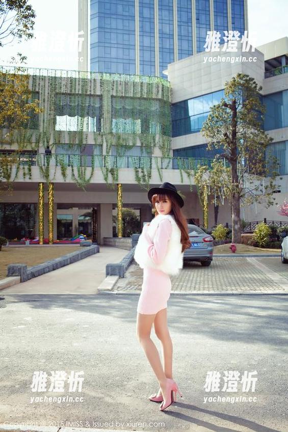 IMiss爱蜜社-妤薇Vivian IMiss爱蜜社 - 原图来了!妤薇Vivian黑丝,真的是在撩吗?