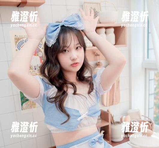 每次打开Sia(시아)的[Paranhosu]秘密图包，观看时都觉得自己在窥探一个无人的世界。