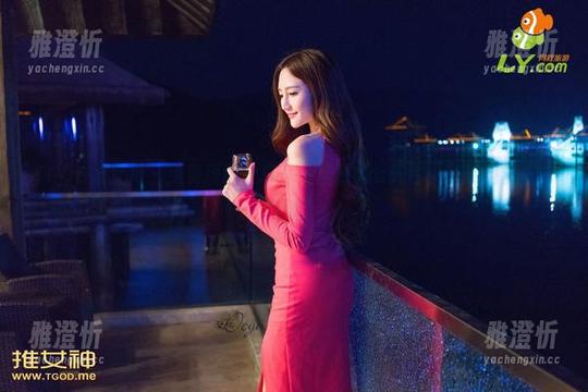 TGOD推女神-绮里嘉Ula TGOD推女神 - 免费原图分享,绮里嘉Ula天台,简直是视觉的狂欢!