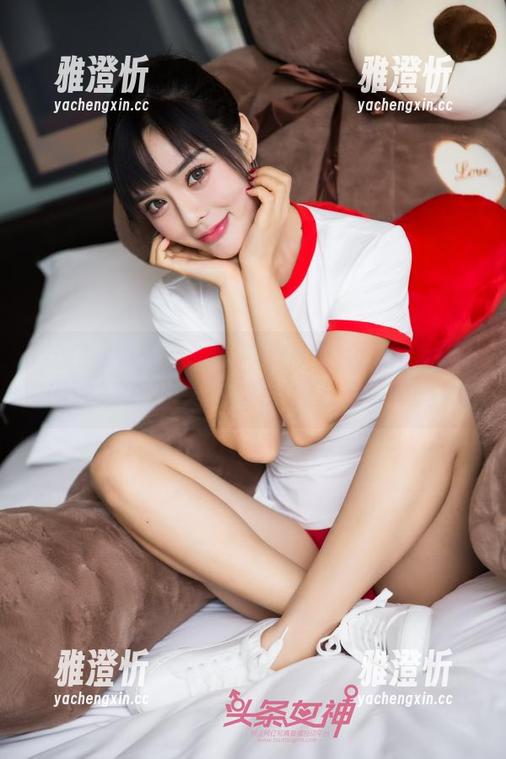 TouTiao头条女神-陈怡曼 TouTiao头条女神 - 陈怡曼在线图集快来围观,怎么可以给人这种油亮的魔力?