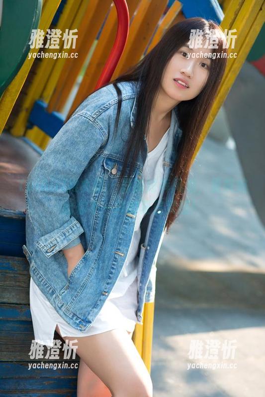 TuiGirl推女郎-夏婉婉 TuiGirl推女郎 - 最新短裤风潮,夏婉婉给你不一样的夏日灵感!