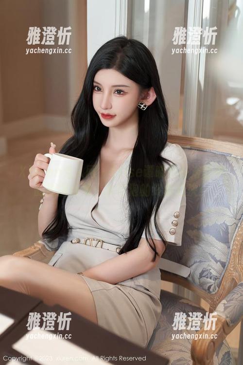Xiuren秀人网-Elise谭晓彤 Xiuren秀人网 - Elise谭晓彤在浴缸中的原图合集:水与泡的终极对决!