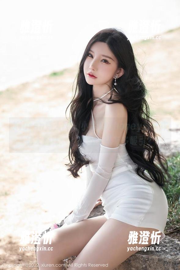 Xiuren秀人网-小蛮妖_honey Xiuren秀人网 - 小蛮妖_honey最新作品大揭秘:‘御姐’风有多吸引?