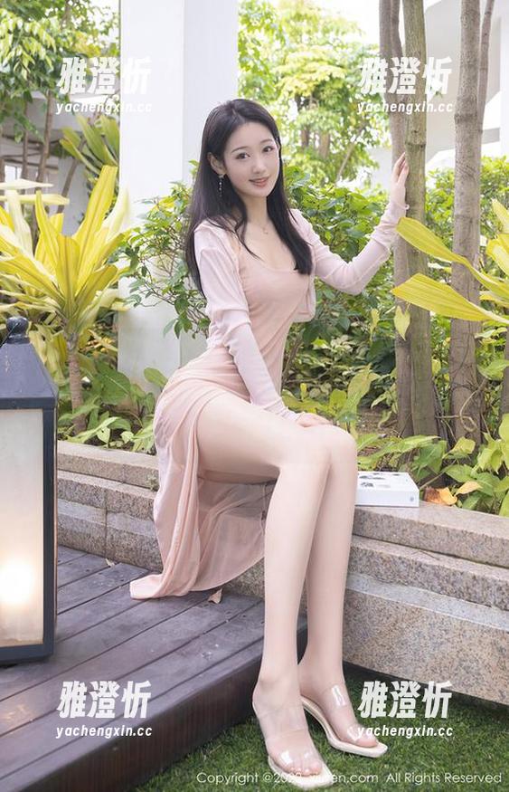 Xiuren秀人网-李雅柔182CM Xiuren秀人网 - 李雅柔182CM海边私拍合集:看我如何和海鸥展开一场激烈的眼神对决