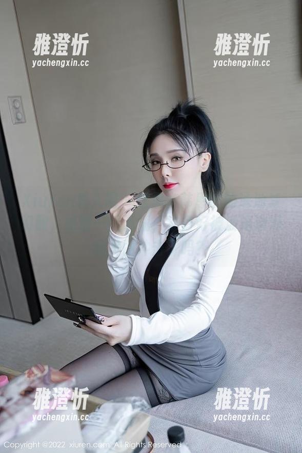 Xiuren秀人网-韩恩熙 Xiuren秀人网 - 这里有韩恩熙的泳池梦幻照,原图一键下载,准备好被波涛汹涌的美丽冲击了吗?