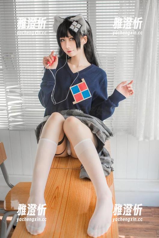 izumi泉桃子 看!izumi泉桃子的苦修女套图合集,心灵与眼睛的双重享受!