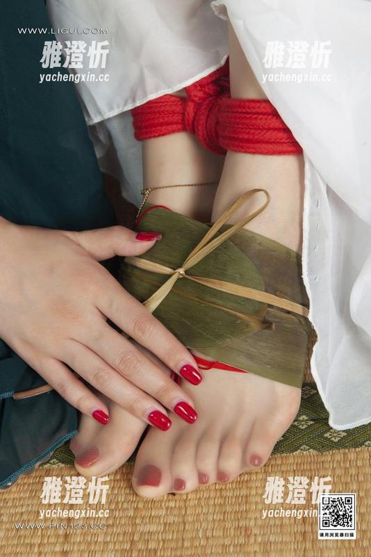 丽柜-轩轩 丽柜 - 想要免费的美图?快来看看轩轩厨娘是如何把油盐酱醋拍得美滋滋的!