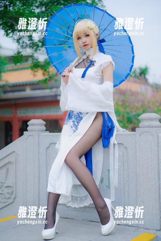 大大卷卷小卷 大大卷卷小卷的牛仔裤在线——合集中的乐趣,时尚从未如此幽默。