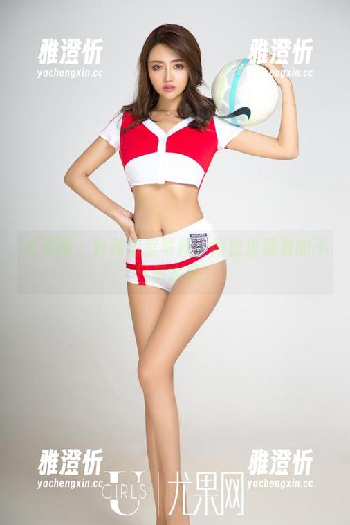 尤果网-叶希 尤果网 - 叶希浴室写真:网盘里藏着的不只是水花。