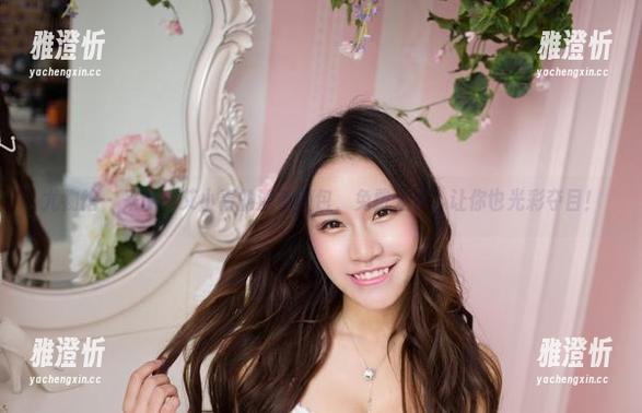 尤物馆-艾小青 尤物馆 - 来的!艾小青的油亮图包,免费分享,让你也光彩夺目!