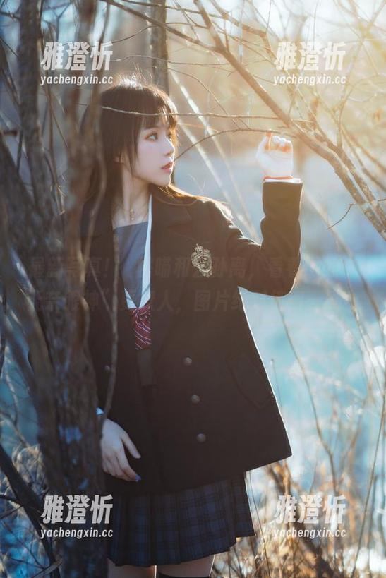桜桃喵 最新写真!桜桃喵和公孙离,看看谁的“无奈眼神”更撩人,图片绝对值得一刷!