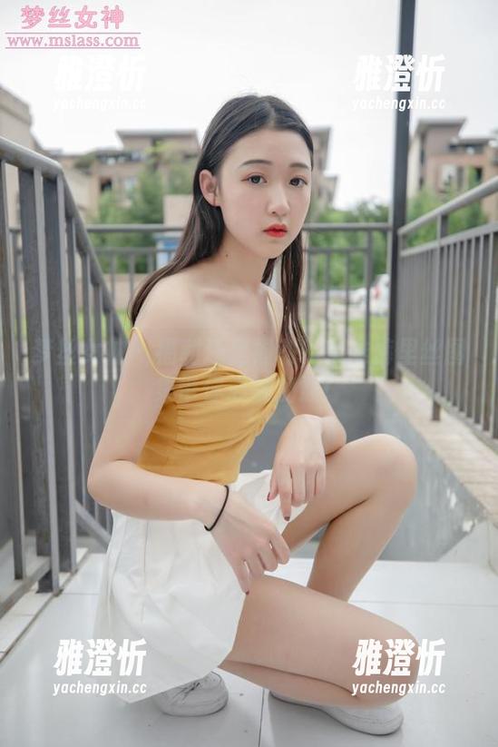 梦丝女神 - 福利还是福利？灵唯裤里丝图集带你心跳加速！