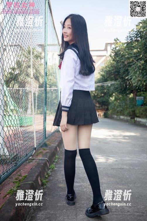 梦丝女神-苏柔 梦丝女神 - 夏日到了,西瓜也来了!当然还有苏柔全套图包,怎么能少?