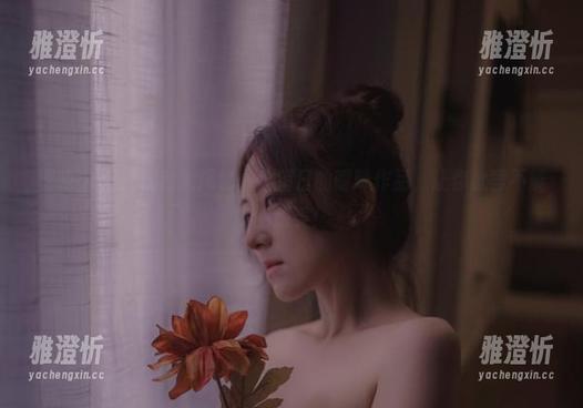 樱晚gigi 樱晚gigi的福利大揭秘:这落日的暧昧作品,让你欲罢不能的感受!