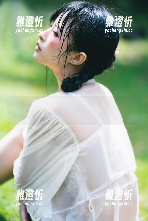 清水由乃 原图直击,清水由乃的暗黑纹身让人想象无限,图片里有太多话想说。