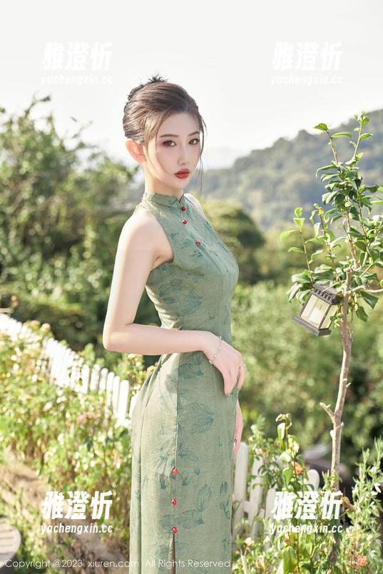 秀人网-ALICE梁紫轩 秀人网 - 看啊,最新的原图!ALICE梁紫轩的裸足让我瞬间心跳加速。