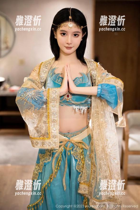 秀人网-小兔纯纯 秀人网 - 小兔纯纯的粉色蜕变:一组高清图包,慢慢品味的艺术