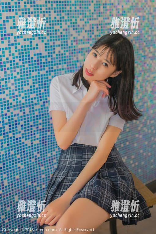 秀人网 - 是小逗逗的水手服全套作品，一般人可别尝试哦。