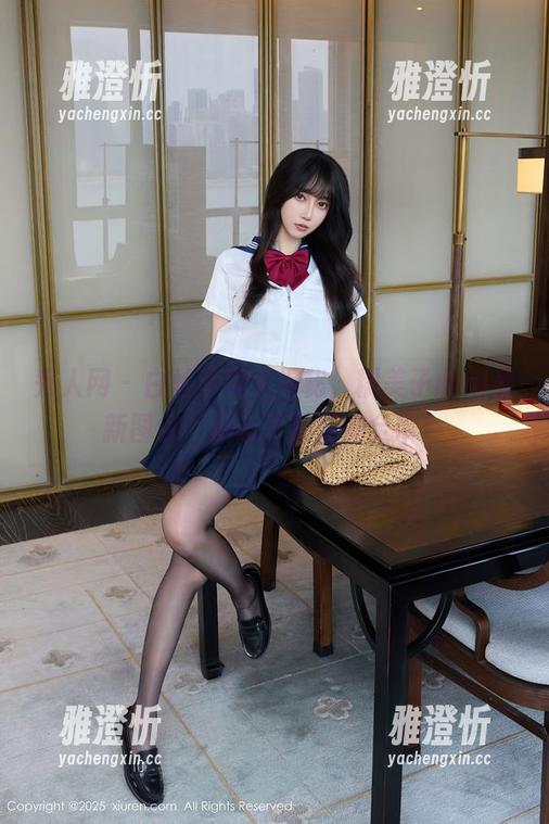 秀人网-糯美子nini 秀人网 - 白丝写真大揭秘,糯美子nini最新图包,别忘了系好安全带!