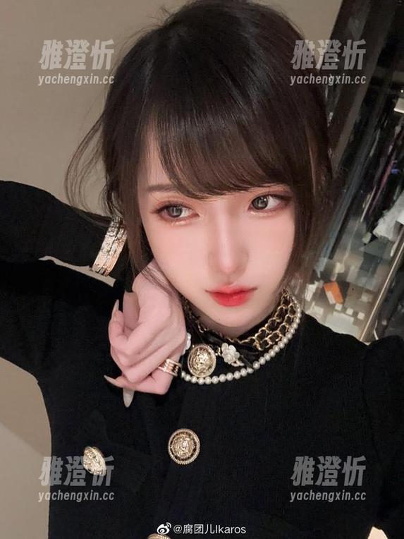 感觉香香的！腐团儿Ikaros的旗袍图包，居然给我个免费福利！