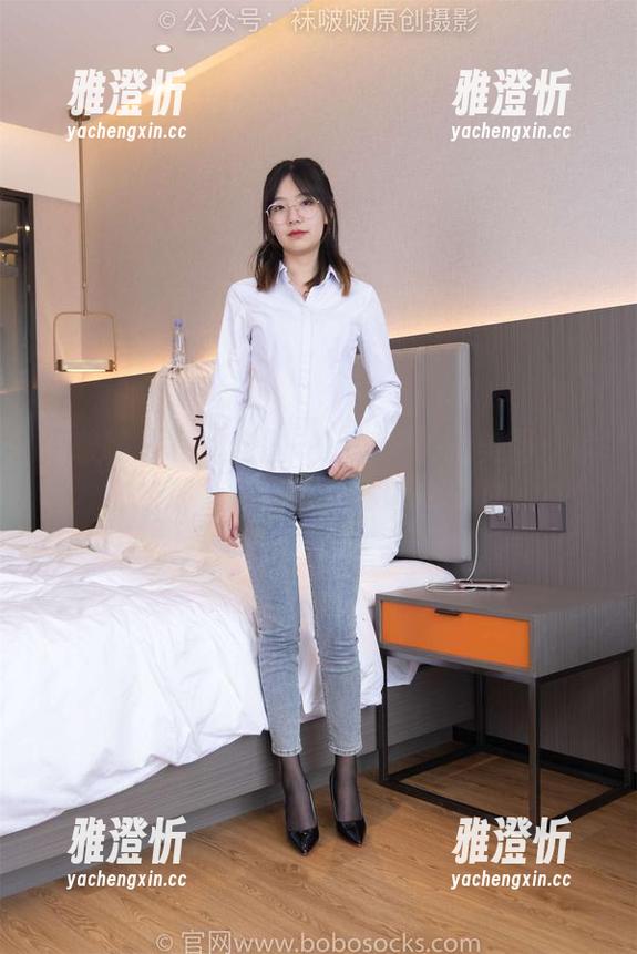 袜啵啵-甜甜圈 袜啵啵 - 和甜甜圈一起在户外晒美图:你会发现,甜心都是可以分享的!