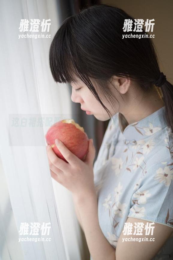 西尔酱 这白裙搭配西尔酱,写真福利简直不科学!