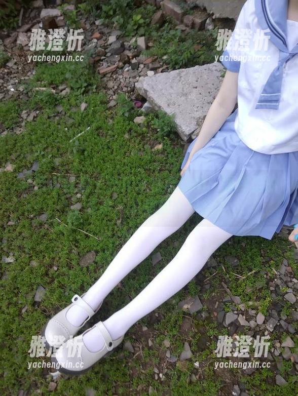 西尔酱 当西尔酱遇上死库水校服作品:图库里的喜感,为你加点料!