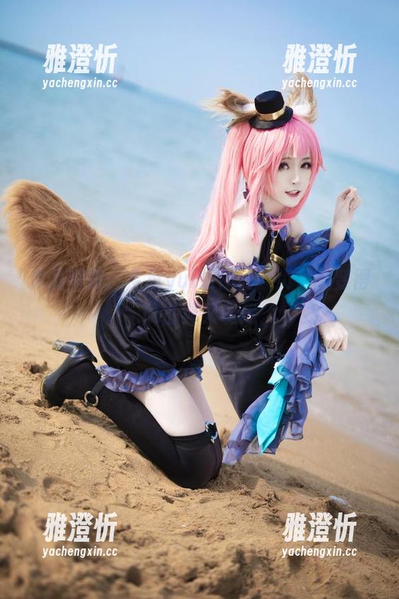 金鱼yui 作品解锁:金鱼yui如何让“贞德”变得既古典又现代