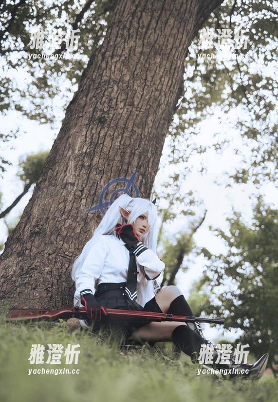 铁板烧鬼舞w 最新“铁板烧鬼舞w”cos,少女们的魅力无限,有种让人想偷偷点赞的冲动。