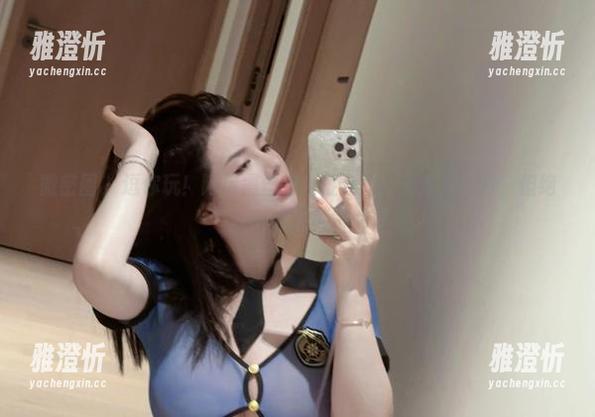 阿色 微密圈 - 逗你玩!阿色黑丝综合症合集:虽然是照片,但绝对比你我有趣!