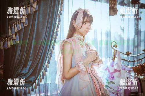 陆卿卿kyokyo 真心觉得:每次看陆卿卿kyokyo的Lo娘,图库里的资源都让我手心出汗!